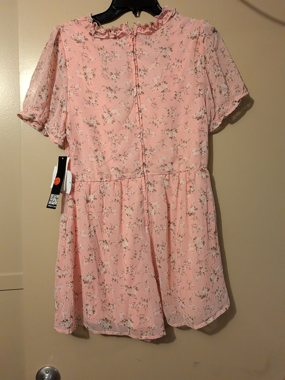 Trixxi Floral Ruffle V-Neck Pink Romper - Picture 4 of 7